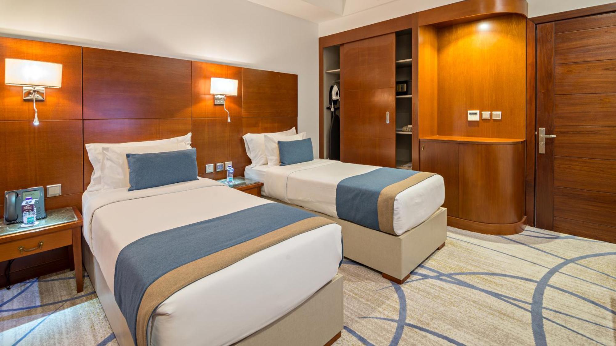 Jiwar Almasi Hotel Dżedda Zewnętrze zdjęcie